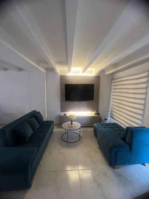 Espectacular Casa Familiar Villa Medellin 0*,
