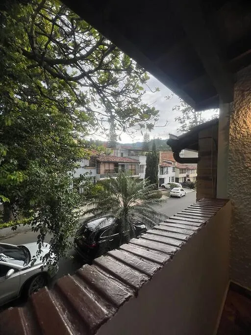 Espectacular Casa Familiar Villa Medellin