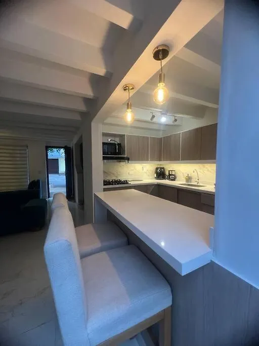 Espectacular Casa Familiar Villa Medellin