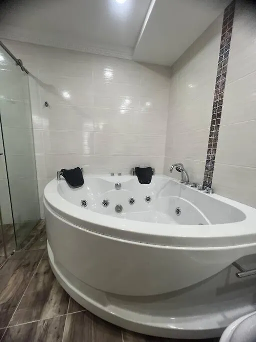 Espectacular Casa Familiar Villa Medellin Colombia